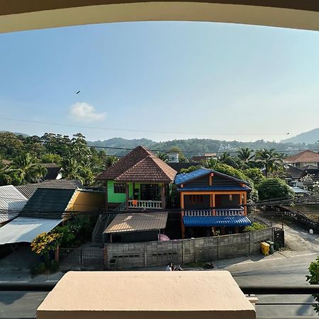 Gloria'S Home Kamala Beach Exterior photo